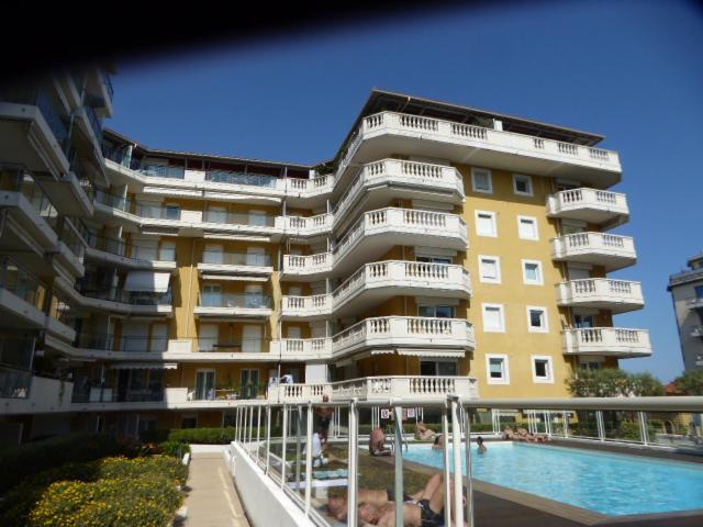 Palais Des Domes Gloria Apartment Nice Exterior photo